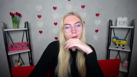 BeatriceFlyy online show from 11, 12, 2024