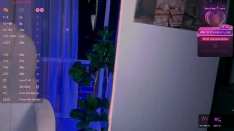 Snapshot of beautifulchleo chatting on 5, 3, 2025 Chleo online show from 5, 3, 2025