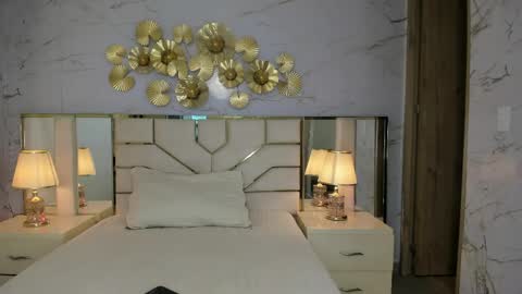   online show from 10, 4, 2026