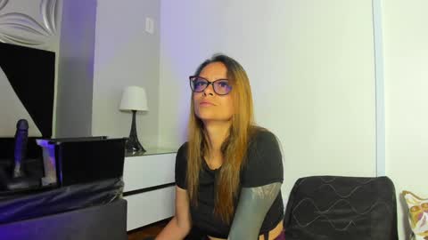 Snapshot of beautifull_wild_girl chatting on 20, 1, 2025 maria online show from 20, 1, 2025