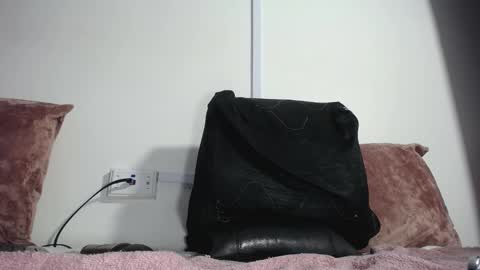 Snapshot of beautifull_wild_girl chatting on 8, 3, 2025 maria online show from 8, 3, 2025