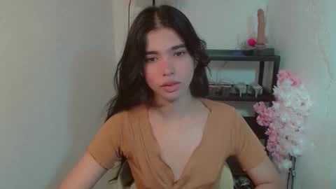 Snapshot of beautifultrixie chatting on 7, 6, 2026 TRIXIE online show from 7, 6, 2026