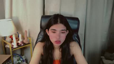 Snapshot of beautifultrixie chatting on 19, 6, 2026 TRIXIE online show from 19, 6, 2026
