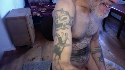 Snapshot of beautifulworld33 chatting on 18, 2, 2025 beautifulworld33 online show from 18, 2, 2025