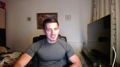 Mia and Jake online show from 25, 9, 2025