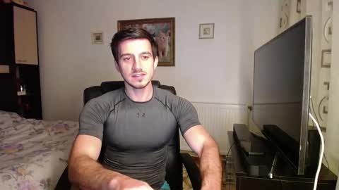 Snapshot of beauty_hard_beast chatting on 11, 11, 2025 Mia and Jake online show from 11, 11, 2025