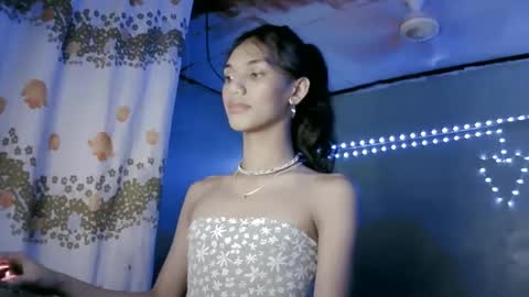 Snapshot of beautyhotasia123 chatting on 6, 12, 2024 beautyhotasia123 online show from 6, 12, 2024