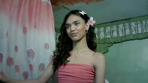 Snapshot of beautyhotasia123 chatting on 21, 12, 2024 beautyhotasia123 online show from 21, 12, 2024