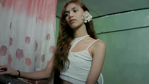 Snapshot of beautyhotasia123 chatting on 10, 2, 2025 beautyhotasia123 online show from 10, 2, 2025