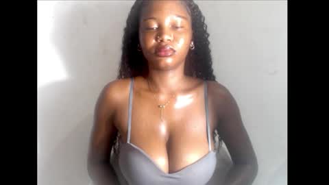 Snapshot of beautyslut1 chatting on 25, 3, 2026 beautyslut1 online show from 25, 3, 2026