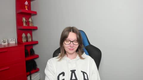Zoe online show from 13, 5, 2026