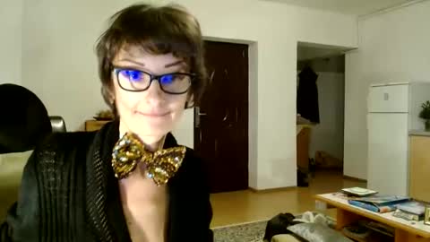 Snapshot of bebacksooon chatting on 18, 12, 2024 Raluca online show from 18, 12, 2024