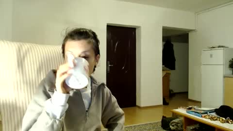 Snapshot of bebacksooon chatting on 23, 12, 2024 Raluca online show from 23, 12, 2024