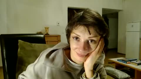 Snapshot of bebacksooon chatting on 24, 12, 2024 Raluca online show from 24, 12, 2024