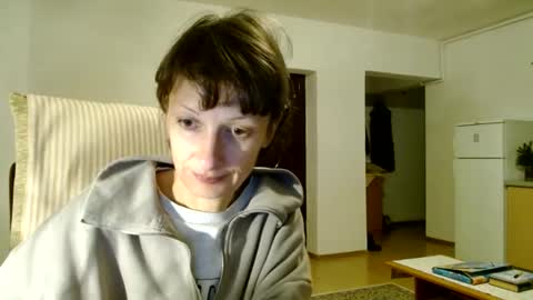 Snapshot of bebacksooon chatting on 25, 12, 2024 Raluca online show from 25, 12, 2024