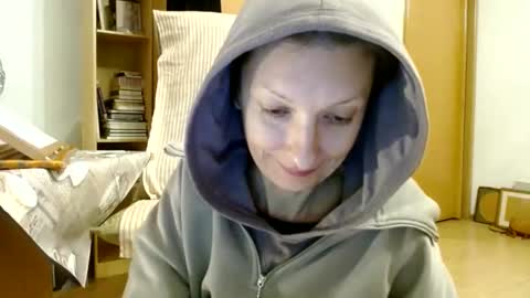 Snapshot of bebacksooon chatting on 13, 2, 2025 Raluca online show from 13, 2, 2025
