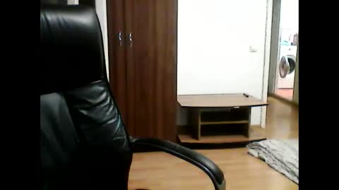 Becca-Van-Boa online show from 20, 2, 2025