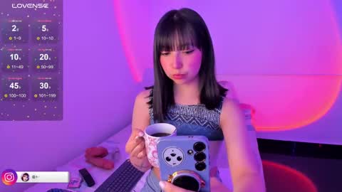 Becca is here online show from 18, 9, 2025