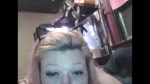 Snapshot of beccadream420 chatting on 23, 2, 2026 beccadream420 online show from 23, 2, 2026