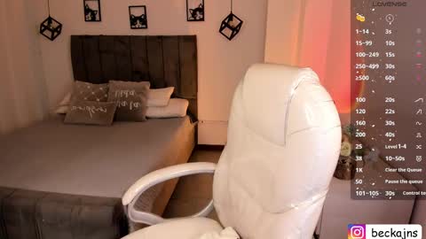 Marzhie online show from 12, 3, 2025