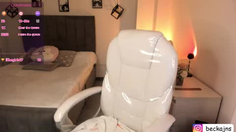 Marzhie online show from 16, 9, 2025