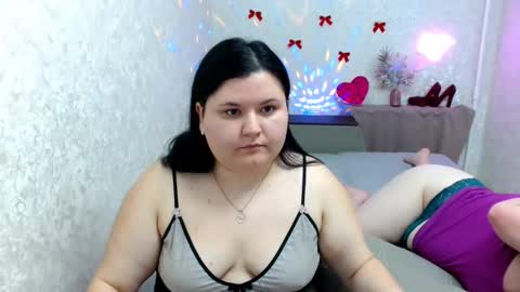 BeckyAndEllen online show from 11, 12, 2024
