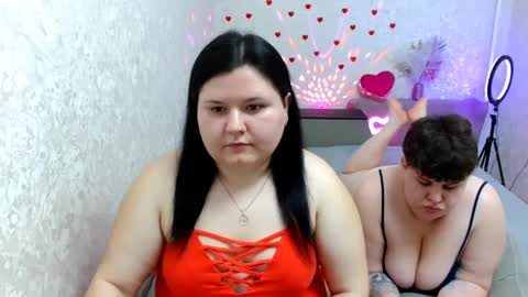 BeckyAndEllen online show from 15, 2, 2025
