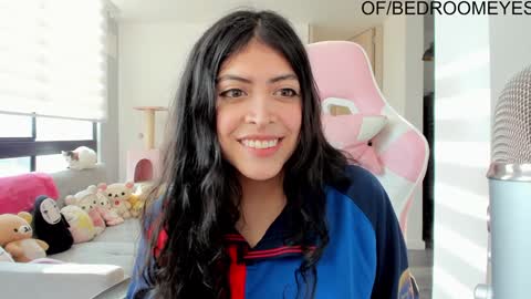 Snapshot of bedroomeyess chatting on 6, 2, 2025 Amber UwU IM MOVING AND IS CRAZY ILL BE BACK VERY SOON 3 MISS YA ALREADY online show from 6, 2, 2025