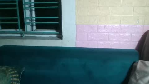 beebaby_xx online show from 21, 12, 2025