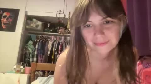 beebeebuzzzzzz online show from 4, 3, 2026