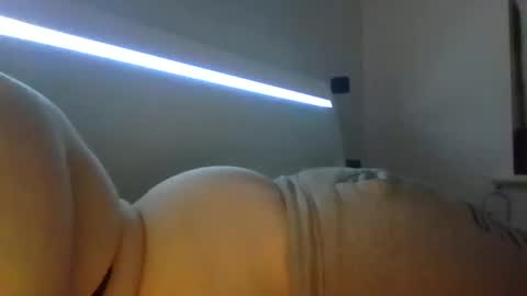 Snapshot of beeinmedeep chatting on 18, 2, 2025 beeinmedeep online show from 18, 2, 2025