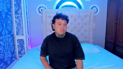 Snapshot of beele_and_evie chatting on 27, 2, 2026 beele_and_evie online show from 27, 2, 2026