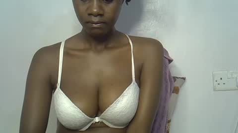 beeswee online show from 26, 12, 2024