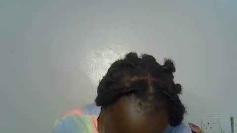 beeswee online show from 30, 12, 2024