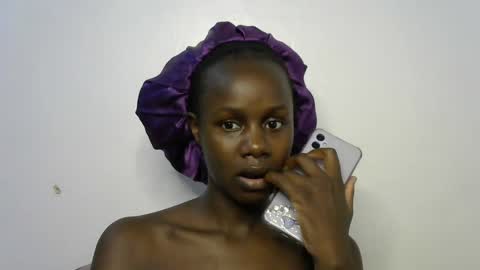 beeswee online show from 7, 1, 2025