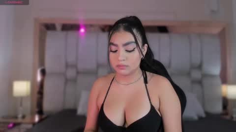 Snapshot of bela_cox chatting on 27, 9, 2025 Bela online show from 27, 9, 2025