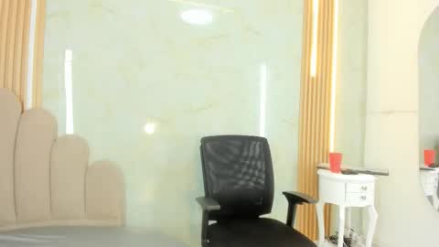 Belkilima  online show from 19, 3, 2026