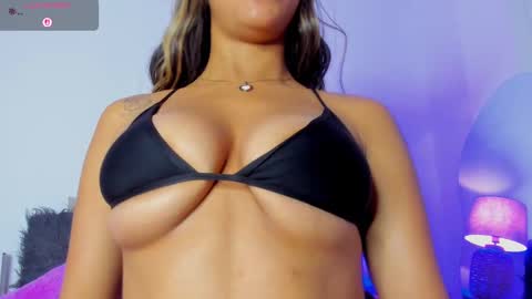 Snapshot of bell_popper chatting on 22, 11, 2025 bell_popper online show from 22, 11, 2025