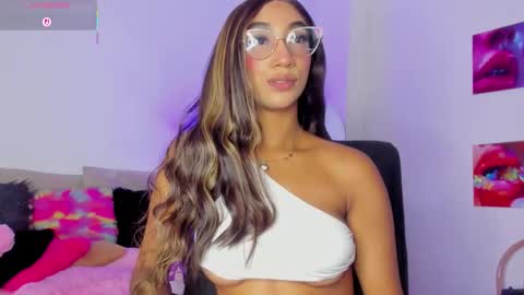 Snapshot of bell_popper chatting on 1, 12, 2025 bell_popper online show from 1, 12, 2025