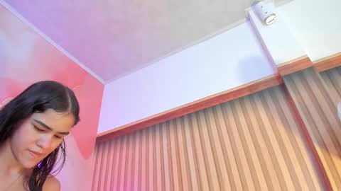 Snapshot of bella__sweets chatting on 4, 3, 2025 Melanie online show from 4, 3, 2025