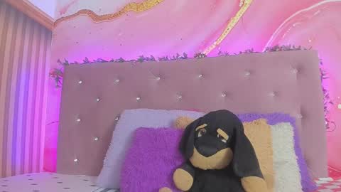 Snapshot of bella__sweets chatting on 16, 1, 2026 Melanie online show from 16, 1, 2026