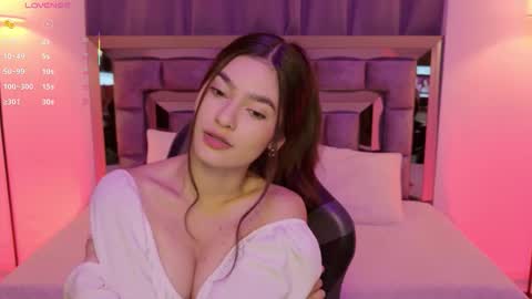 Bella  online show from 21, 11, 2025