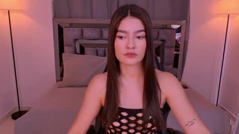 Bella  online show from 24, 5, 2026