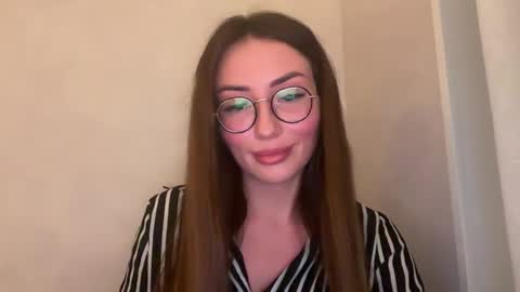 bella_foxxi online show from 25, 12, 2024