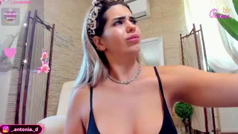 Snapshot of bella_posh chatting on 14, 6, 2026 bella_posh online show from 14, 6, 2026
