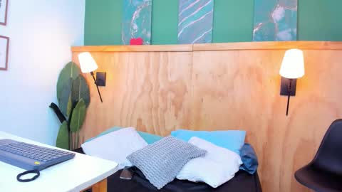 Snapshot of bella_riviera chatting on 1, 11, 2025 Bella Riviera online show from 1, 11, 2025