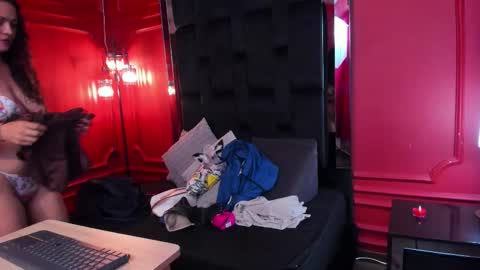 Snapshot of bella_riviera chatting on 26, 2, 2026 Bella Riviera online show from 26, 2, 2026