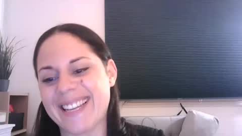 bella_sexy_feet online show from 14, 12, 2024