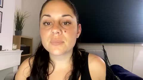 bella_sexy_feet online show from 9, 1, 2025
