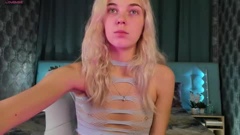 Bella online show from 18, 9, 2025